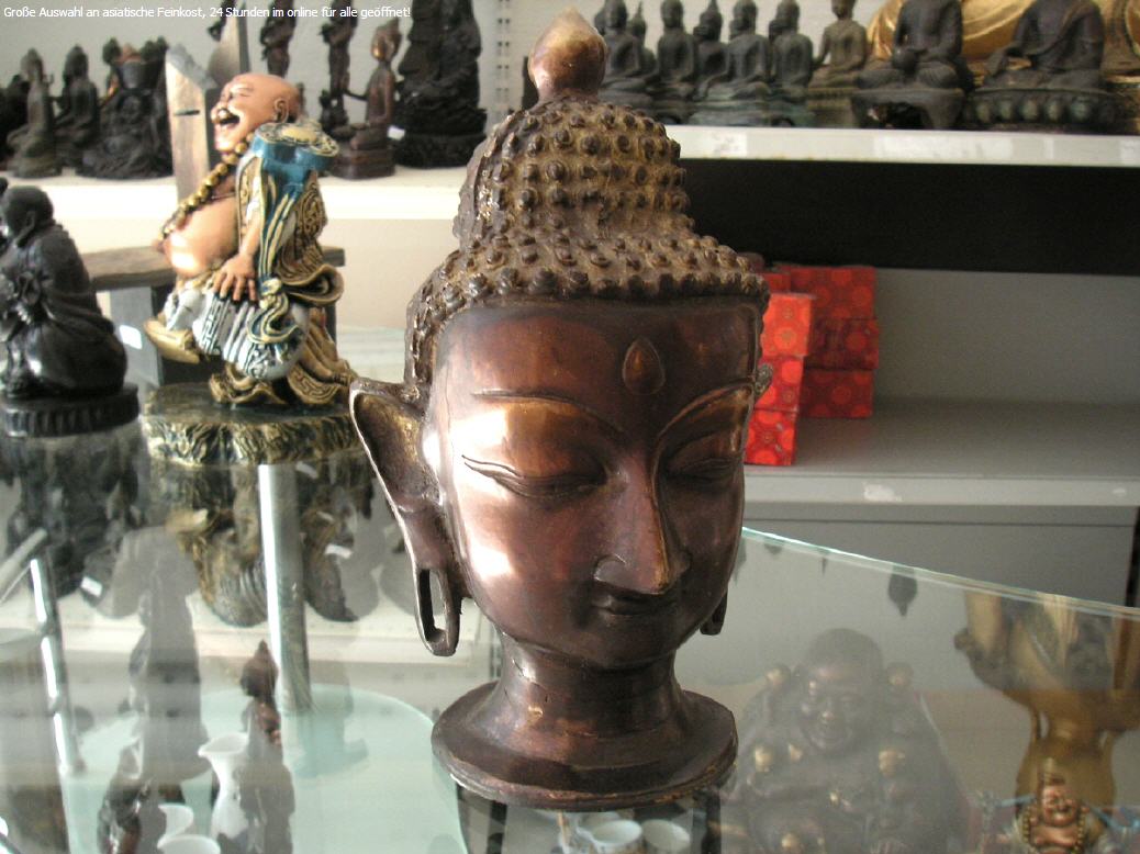 Thai Buddhakopf in Ayttaya-Style
